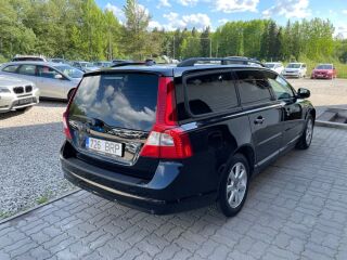 Volvo V70 Kinetic 2.0 157kW