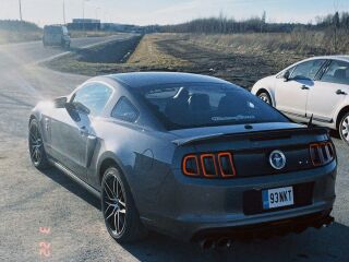 Ford Mustang 3.7 227kW