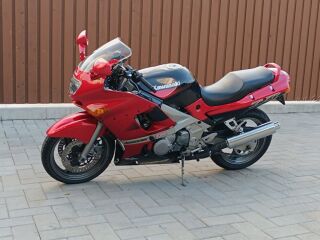 Kawasaki ZZ - R 600 E 72kW