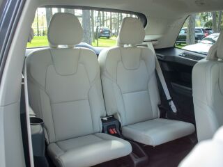 Volvo XC90 AWD DARK R-Design PLUS Intelli PRO Wntr 2.0 B5 KERS MHEV Kerghübriid MY2023 183kW