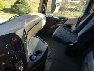 Mercedes-Benz Actros 330kW