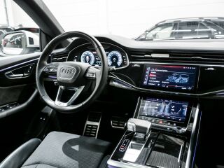 Audi Q8 55 TFSI E S-Line Quattro 3.0 280kW