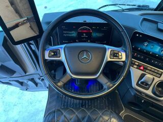 Mercedes-Benz Actros 2863 6x4 460kW