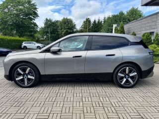BMW iX xDrive 40 xDrive 40 Sportpakett 240кВ