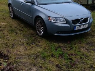 Volvo S40 1.6 80кВ
