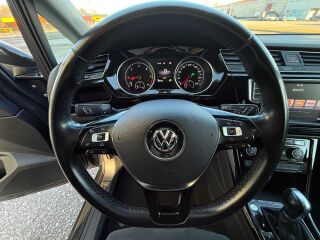 Volkswagen Touran Highline Facelift 2.0 R4 TDI 140кВ