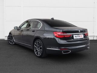 BMW 730 d xDrive Full 3.0 R6 195kW