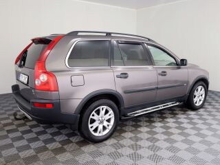 Volvo XC90 Summum ATM 2.4 D5 136kW