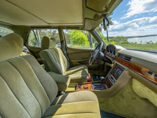 Mercedes-Benz 450 4.5 V8 185kW
