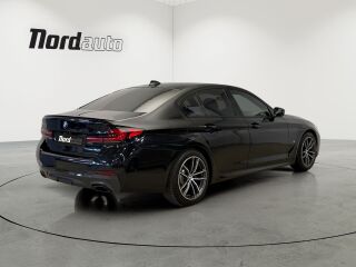 BMW 520 d xDrive M Sportpakett LCI 2.0 140кВ