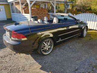 Volvo C70 D5 SUMMUM 2.4 D5 132kW