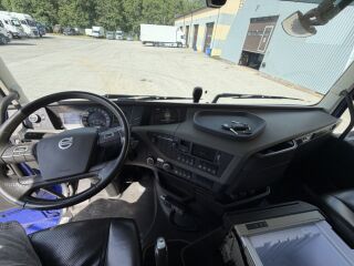 Volvo FH16 650 6X4 EURO6 + RETARDER + HYDRAULICS 488kW