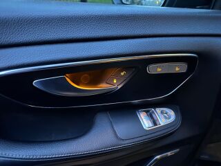 Mercedes-Benz V 250 2.1 140kW