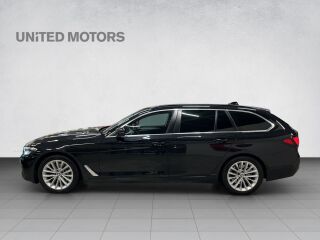 BMW 530 d xDrive Touring LCI MHEV 3.0 R6 210kW