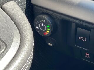 Subaru Outback Summit LPG 2.5 129kW