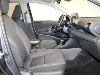 Toyota Yaris Active Plus 1.5 68кВ
