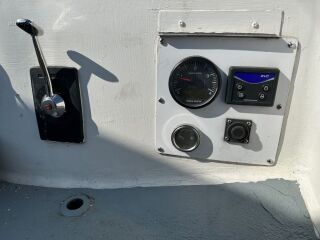 One Off 33 Volvo Penta D1-20F