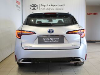Toyota Corolla Active 1.8 72кВ