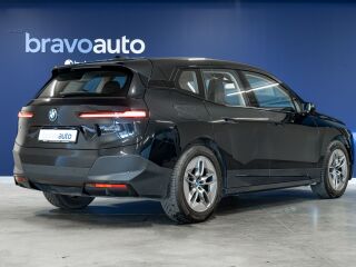 BMW iX xDrive 40 240kW