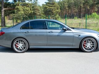 Mercedes-Benz E 63 AMG S 4.0 450кВ