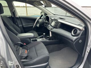 Toyota RAV4 2.0 3ZR 112kW