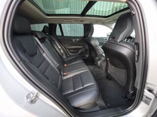 Volvo V60 Cross Country Cross Country Pro AWD 2.0 145кВ