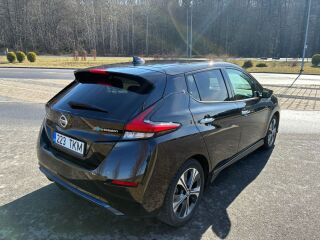 Nissan LEAF 90кВ