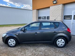 Kia Ceed EX 1.4 16v Doch 80кВ