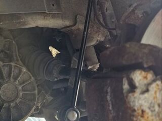 Volkswagen Golf 1.6 77кВ