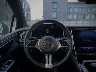 Mercedes-Benz EQE 300 109kW