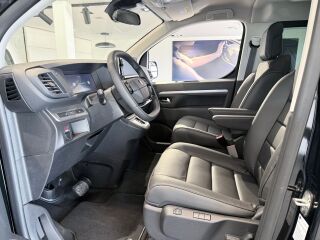 Peugeot Traveller L3 VIP BlueHDi 180 AT8 2.2 130kW