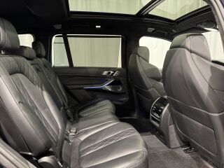 BMW X7 M50 3.0 294кВ