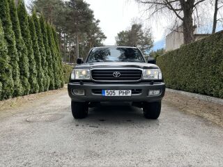 Toyota Land Cruiser 4.7 v8 2UZ-FE 173kW