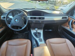 BMW 318 2.0 105kW