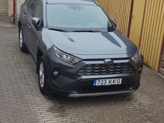 Toyota RAV4 Luxury 2.0 129kW