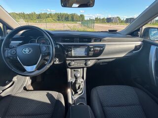 Toyota Corolla 1.6 97kW