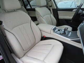 BMW X7 xDrive40d 3.0 250kW