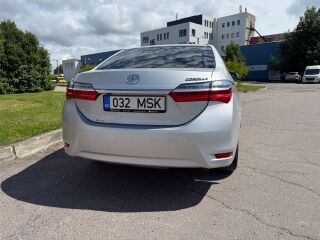 Toyota Corolla 1.6 97kW