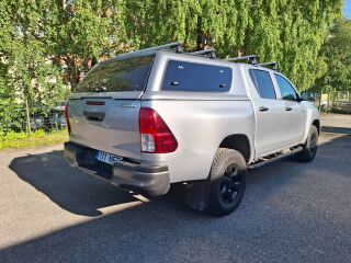 Toyota Hilux 2.4 110kW