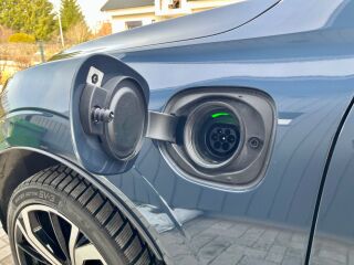 Volvo XC60 MY22 Facelift Recharge Plug-In Hybrid 2.0 R4 T6 186kW