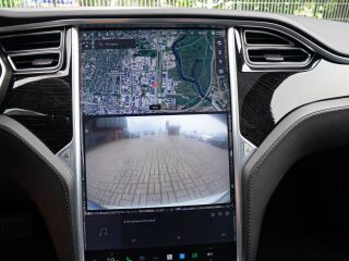 Tesla Model S 75D 158kW