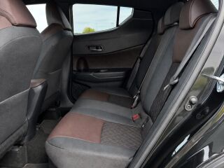 Toyota C-HR Luxury Plus 1.8 72кВ