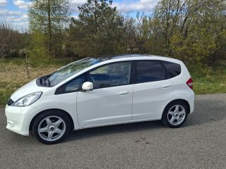 Honda Jazz 1.3 73кВ