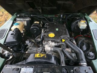 Land Rover Defender 2.5 83kW