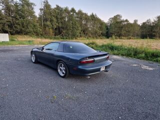Chevrolet Camaro Z28 5.7 V8 LT1 210kW