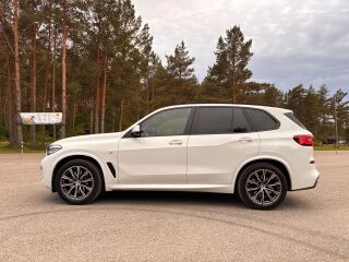 BMW X5 M Pakett 3.0 210кВ