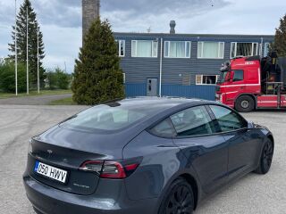 Tesla Model 3 153кВ