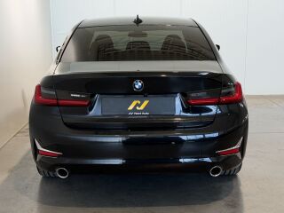 BMW 320 xDrive Luxury Line 2.0 R4 140kW
