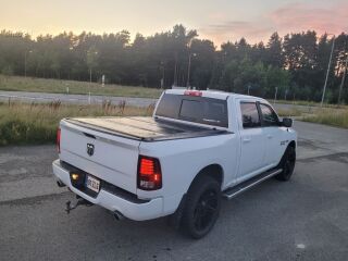 Dodge RAM 1500 5.7 V8 291kW