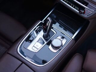 BMW 750 Li xDrive 4.4 330kW